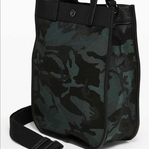 lululemon athletica | Bags | Lululemon Now And Always Tote Mini 8l Camo ...